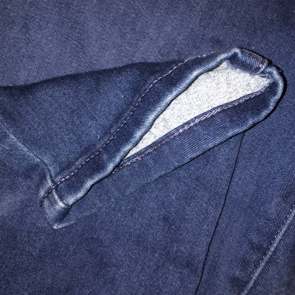 Universal Thread Comfortable Blue Jeans - Picture 5 of 8